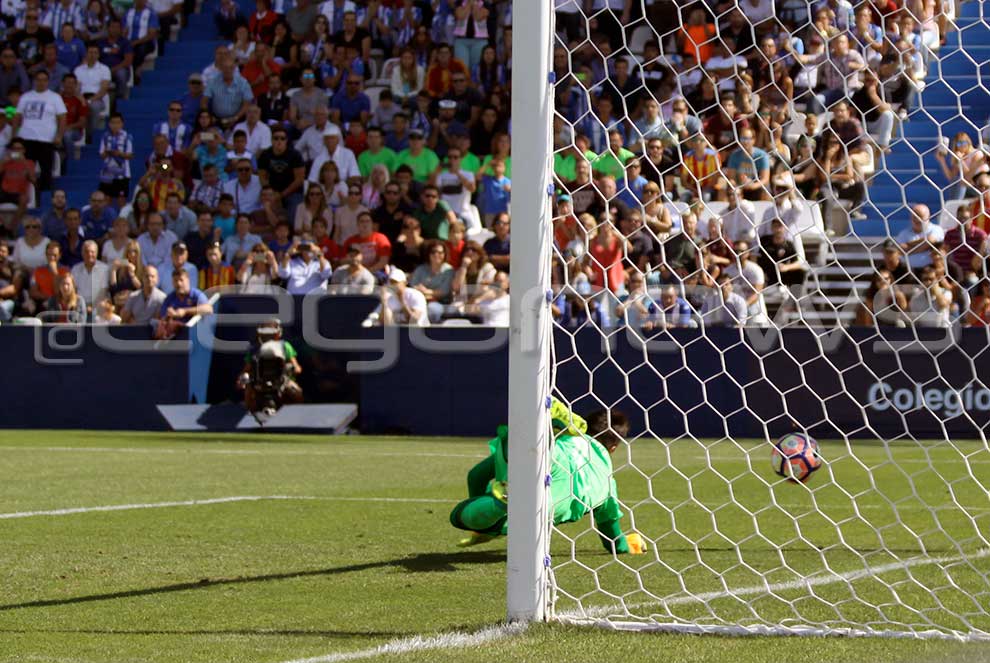 Diego Alves paró el penalti que suponía el 2-2