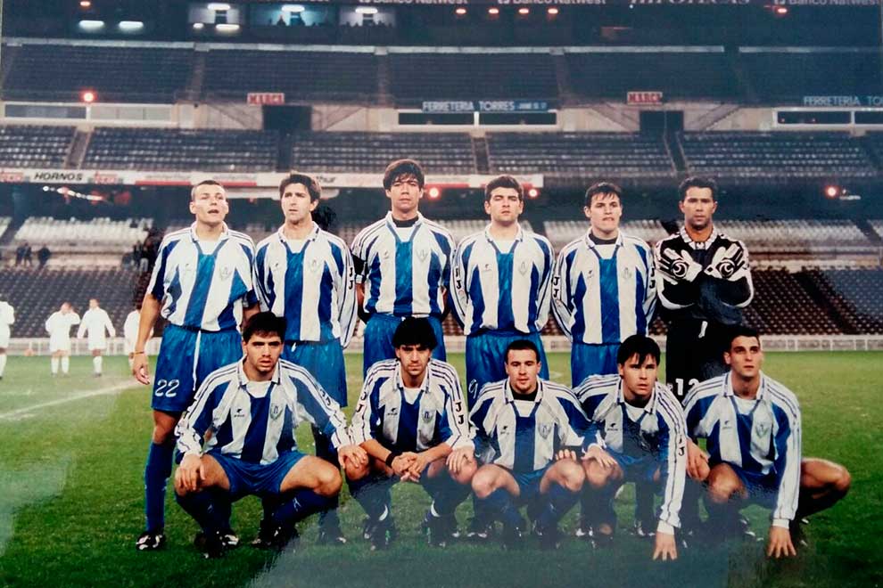 Histórico equipo del CD Leganés que jugó en el Bernabéu un 23 de enero de 1996.