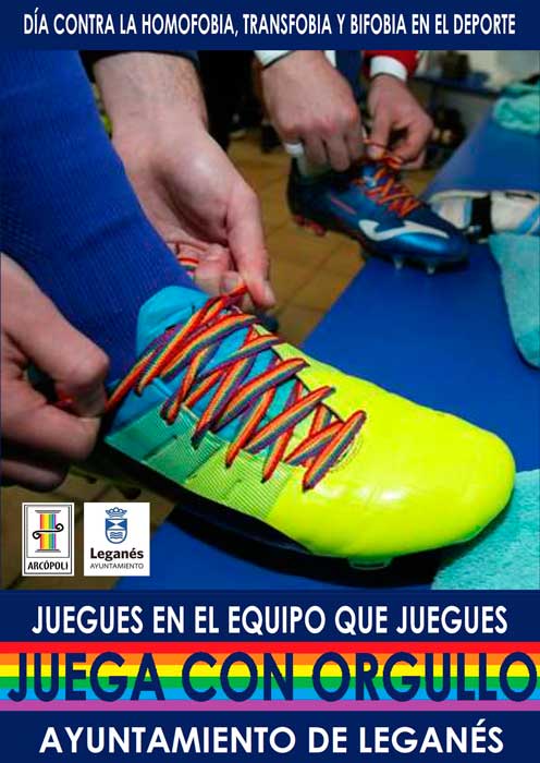 Cartel Juega con orgullo