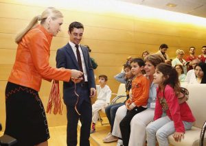 LEGANEWS-JAVIER-FERNANDEZ-MEDALLA-JJOO-CIFUENTES-21022018